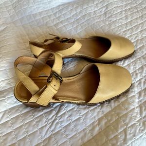 Madewell Claudie Lugsole Mary Jane’s in size 8.5